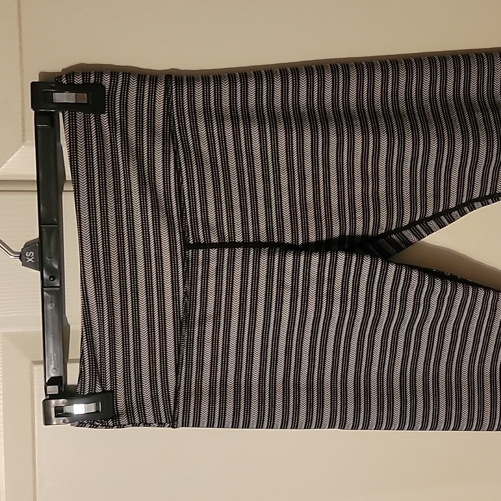 ZYIA Leggings Size 4